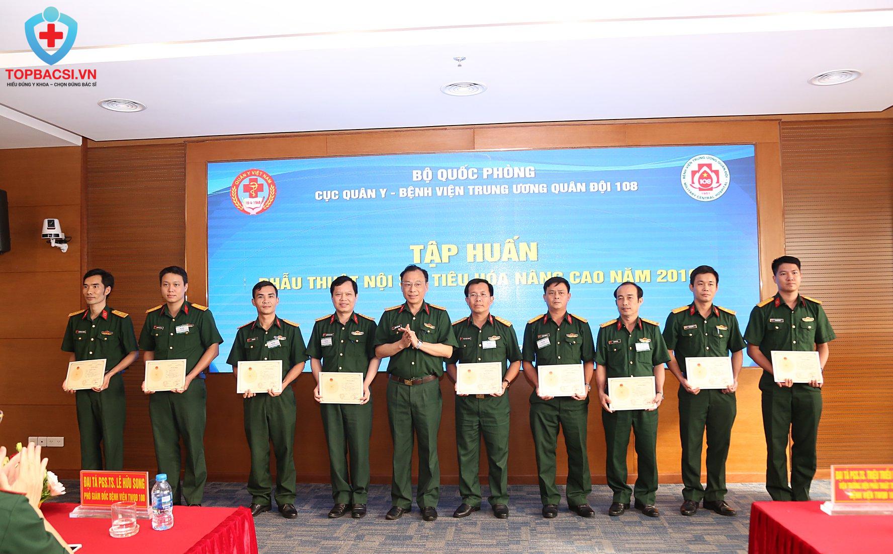 Bác sĩ Triệu Triều Dương