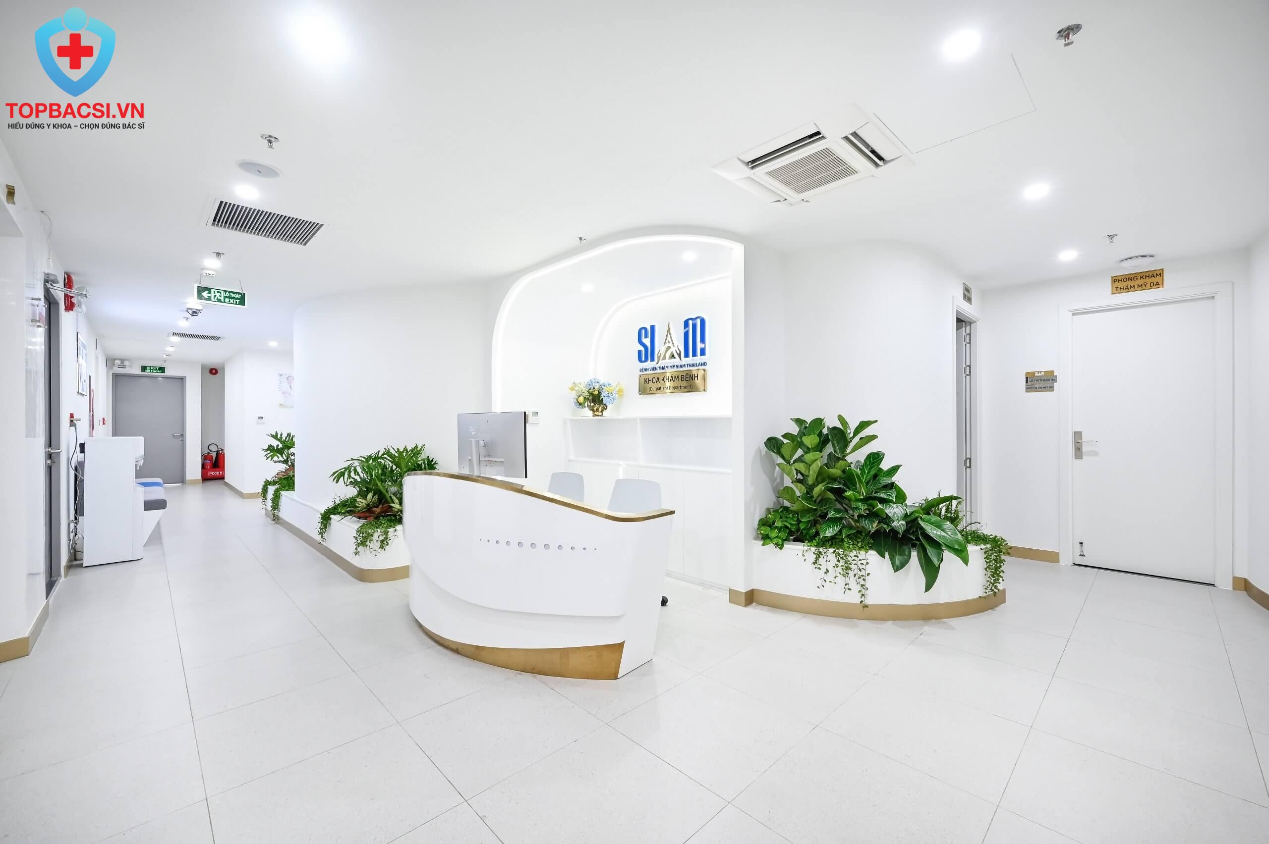 Việc lựa chọn phòng khám thẩm mỹ xác minh kỹ giấy phép hoạt động do Sở Y tế cấp, đánh giá chuyên môn của bác sĩ