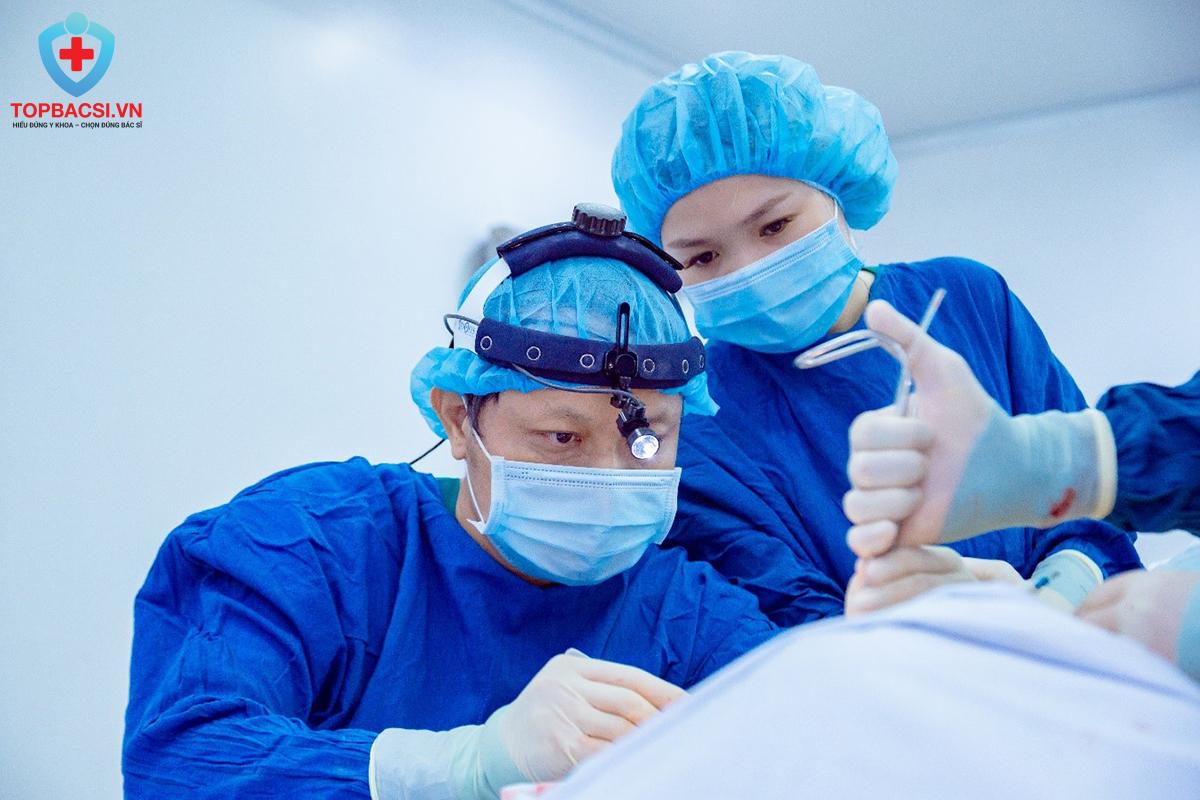 Bác sĩ Nguyễn Tiến Huy