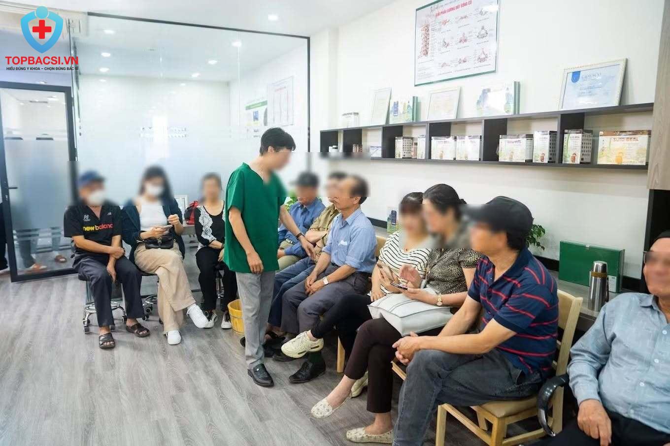 Đình chỉ hoạt động Công ty Khớp Khỏe An Nhiên Không có giấy phép hoạt động khám bệnh, chữa bệnh (KCB)